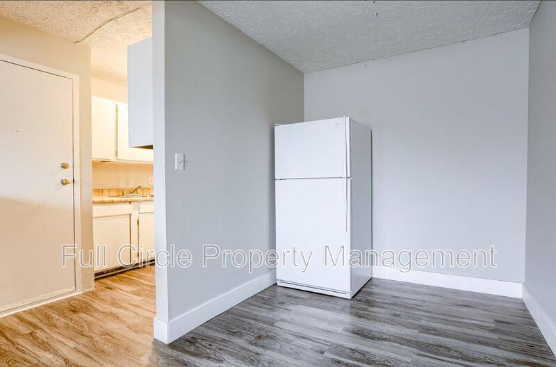 Apartment for rent at 1218 E St #9, Lincoln, NE 68508