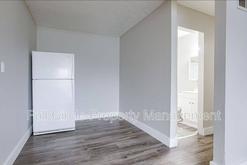 Apartment for rent at 1218 E St #9, Lincoln, NE 68508