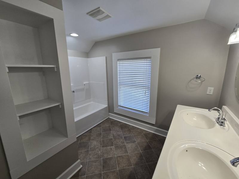 House for rent at 4094 University Dr #A, Ooltewah, TN 37363