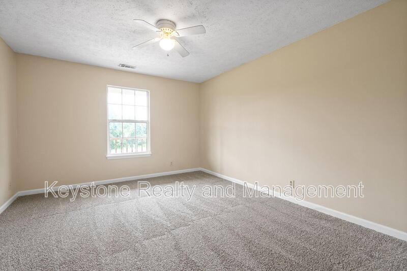 House for rent at 2080 Carneal Lane, Oak Grove, KY 42262
