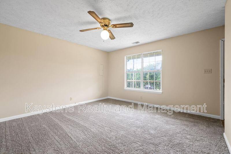 House for rent at 2080 Carneal Lane, Oak Grove, KY 42262