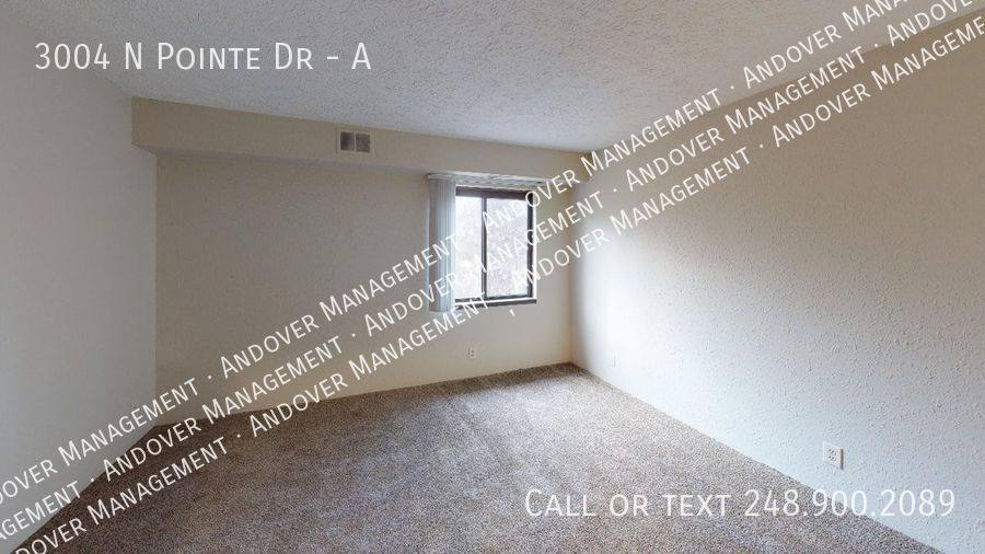 Apartment for rent at 3004 N Pointe Dr #L, Jackson, MI 49202