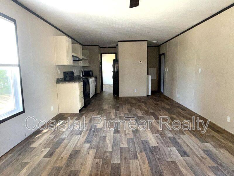 House for rent at 806 N Swindell Ave, Lakeland, FL 33815