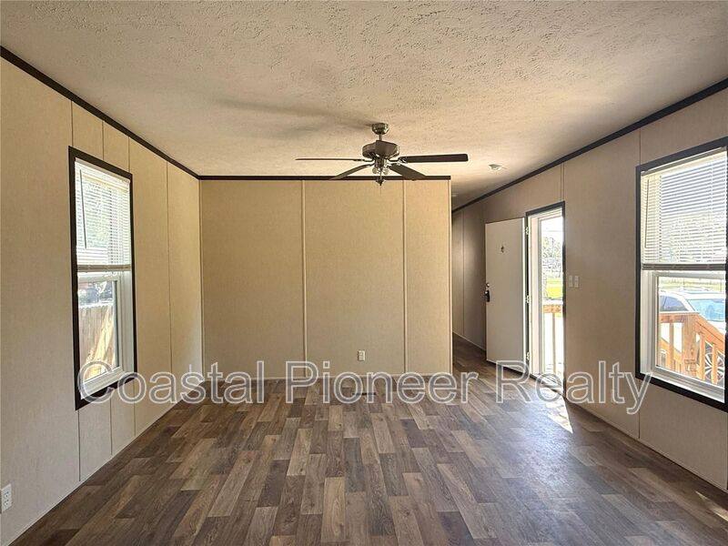 House for rent at 806 N Swindell Ave, Lakeland, FL 33815