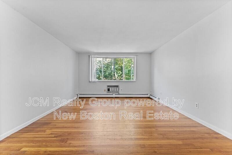 Apartment for rent at 580 Cummins Highway 16 4th, Mattapan, MA 02126