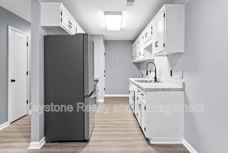 Apartment for rent at 1937 High St #1, Hopkinsville, KY 42240
