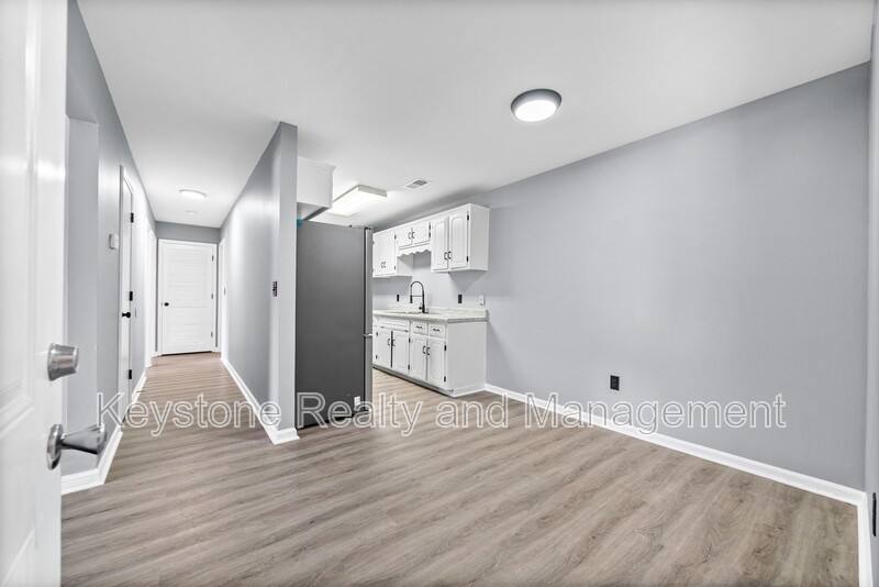 Apartment for rent at 1937-1 High St, Hopkinsville, KY 42240