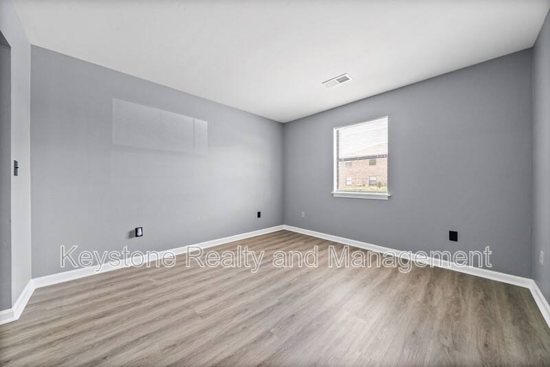Apartment for rent at 1937 High St #1, Hopkinsville, KY 42240