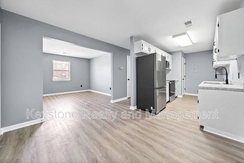 Apartment for rent at 1937 High St #1, Hopkinsville, KY 42240