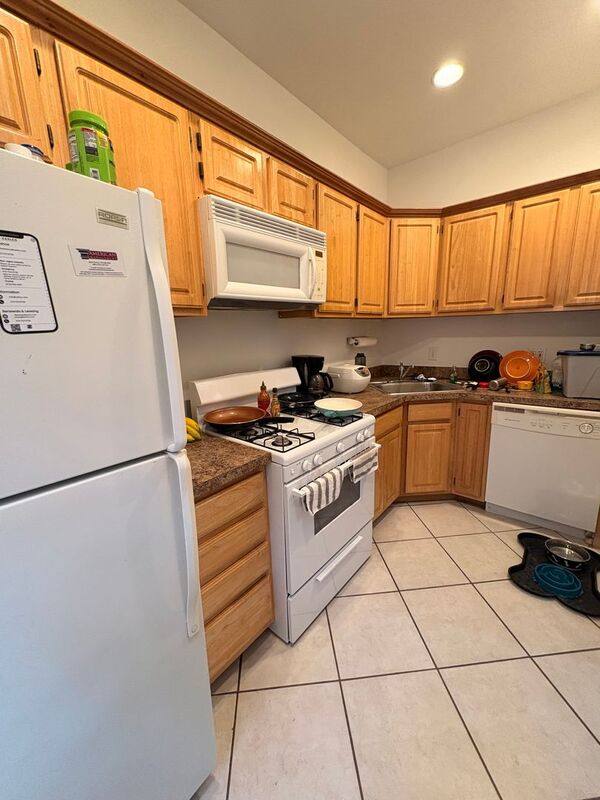 Apartment for rent at 3025 N Calvert St #3027, Baltimore, MD 21218