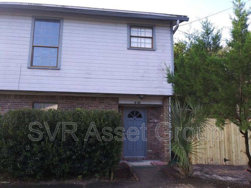 Townhouse for rent at 6024 Duclay Rd, Jacksonville, FL 32244
