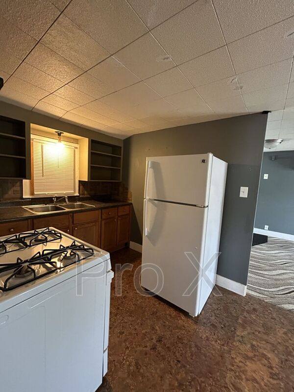 Apartment for rent at 107 W Lindburg, Pittsburg, KS 66762