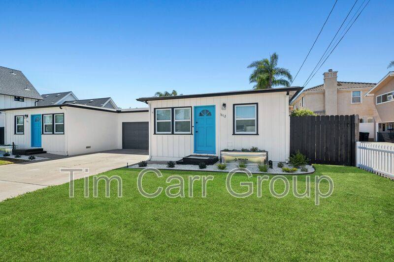 House for rent at 1612 Orange Ave, Costa Mesa, CA 92627
