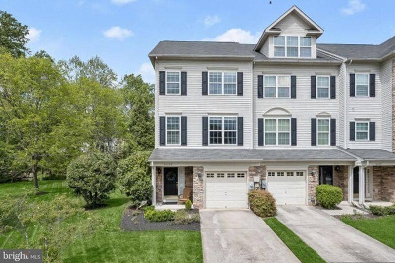 Townhouse for rent at 9134 Marlove Oaks Lane, Owings Mills, MD 21117