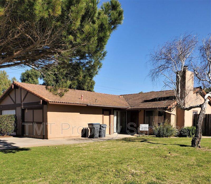 House for rent at 924 N O St, Lompoc, CA 93436