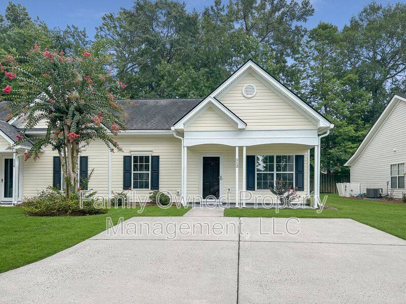 House for rent at 112 Stewart Place, Summerville, SC 29485