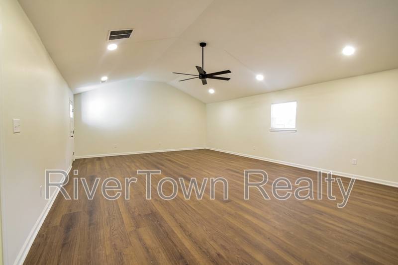 House for rent at 277 S Mount Pleasant Rd, Collierville, TN 38017