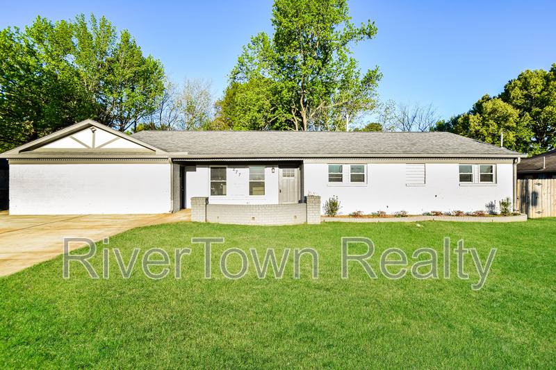 House for rent at 277 S Mount Pleasant Rd, Collierville, TN 38017