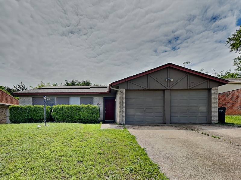 House for rent at 701 Admiralty Way, Fort Worth, TX 76108
