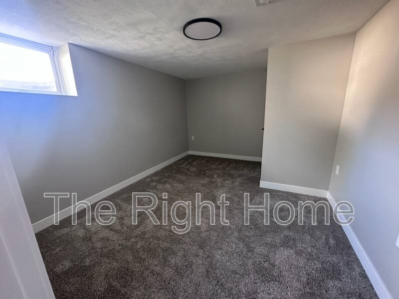 House for rent at 4525 N 70th St, Lincoln, NE 68507