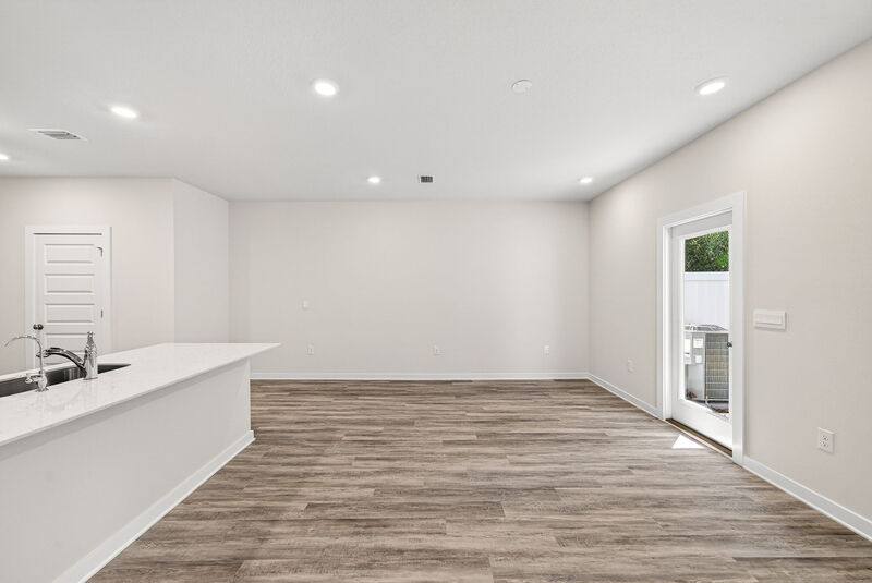 Townhouse for rent at 51 S Main Deck Dr, Freeport, FL 32439