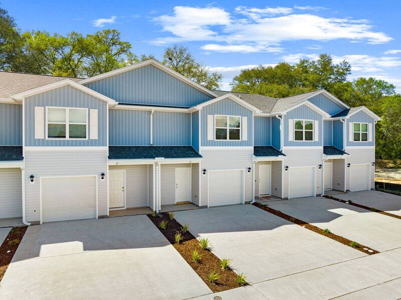 Townhouse for rent at 51 S Main Deck Dr, Freeport, FL 32439