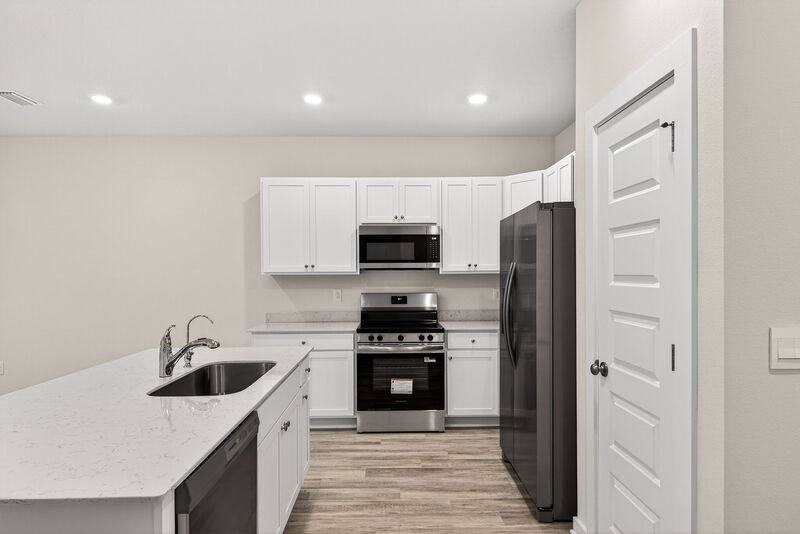 Townhouse for rent at 51 S Main Deck Dr, Freeport, FL 32439