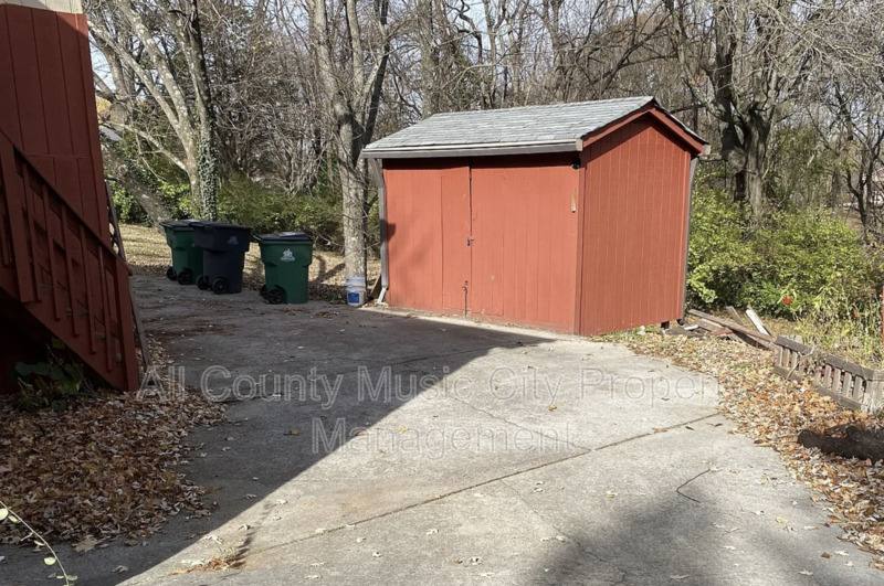 House for rent at 306 Paragon Mills Rd, Nashville, TN 37211