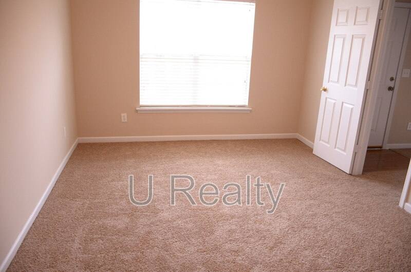 Townhouse for rent at 2205 Cigar Court, Charlotte, NC 28273