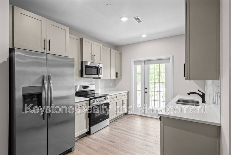 Apartment for rent at 15 Millswood Dr #D-302, Clarksville, TN 37042