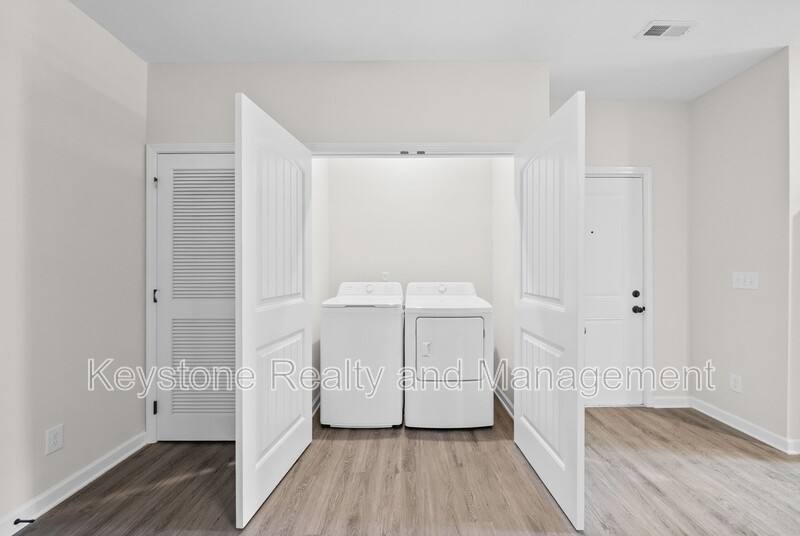 Apartment for rent at 15 Millswood Dr #D-302, Clarksville, TN 37042
