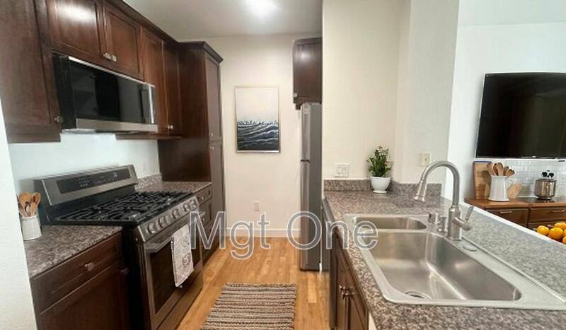 Condo for rent at 2379 Scholarship, Irvine, CA 92612