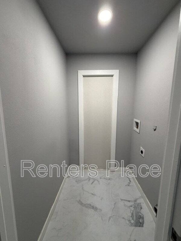 House for rent at 1322 N Birmingham Place #C, Tulsa, OK 74110
