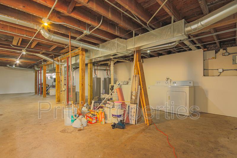 Apartment for rent at 7432 S Maryland Ave #1, Chicago, IL 60619