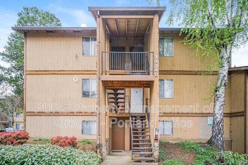 Apartment for rent at 14140 NE Sandy Blvd #Q-03, Portland, OR 97230