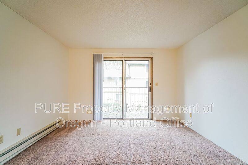 Apartment for rent at 14140 NE Sandy Blvd #Q-03, Portland, OR 97230