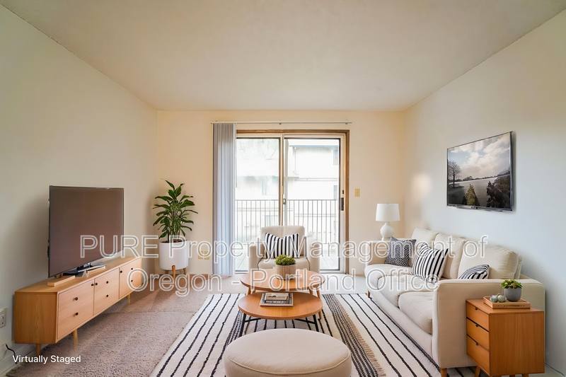 Apartment for rent at 14140 NE Sandy Blvd #Q-03, Portland, OR 97230