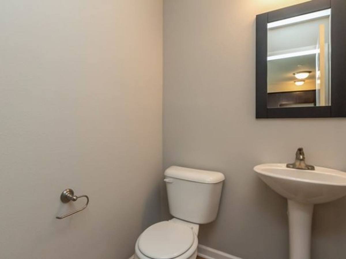 Townhouse for rent at 1084 Jasper Dr, West Des Moines, IA 50266