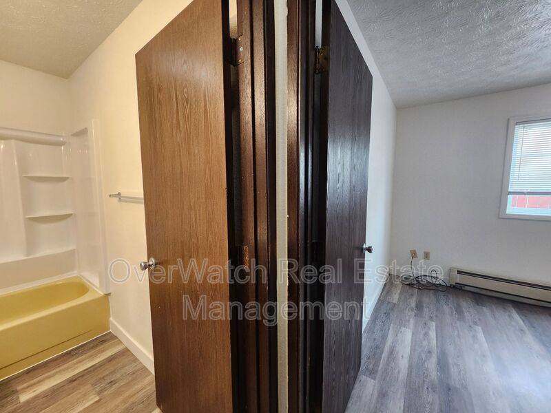 Apartment for rent at 821 E 12th Ave #5, Anchorage, AK 99501