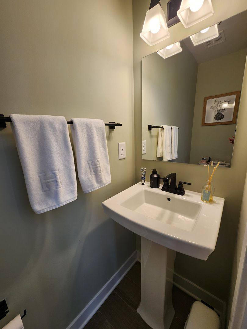 Townhouse for rent at 1406 Newell Towns Lane, Charlotte, NC 28262
