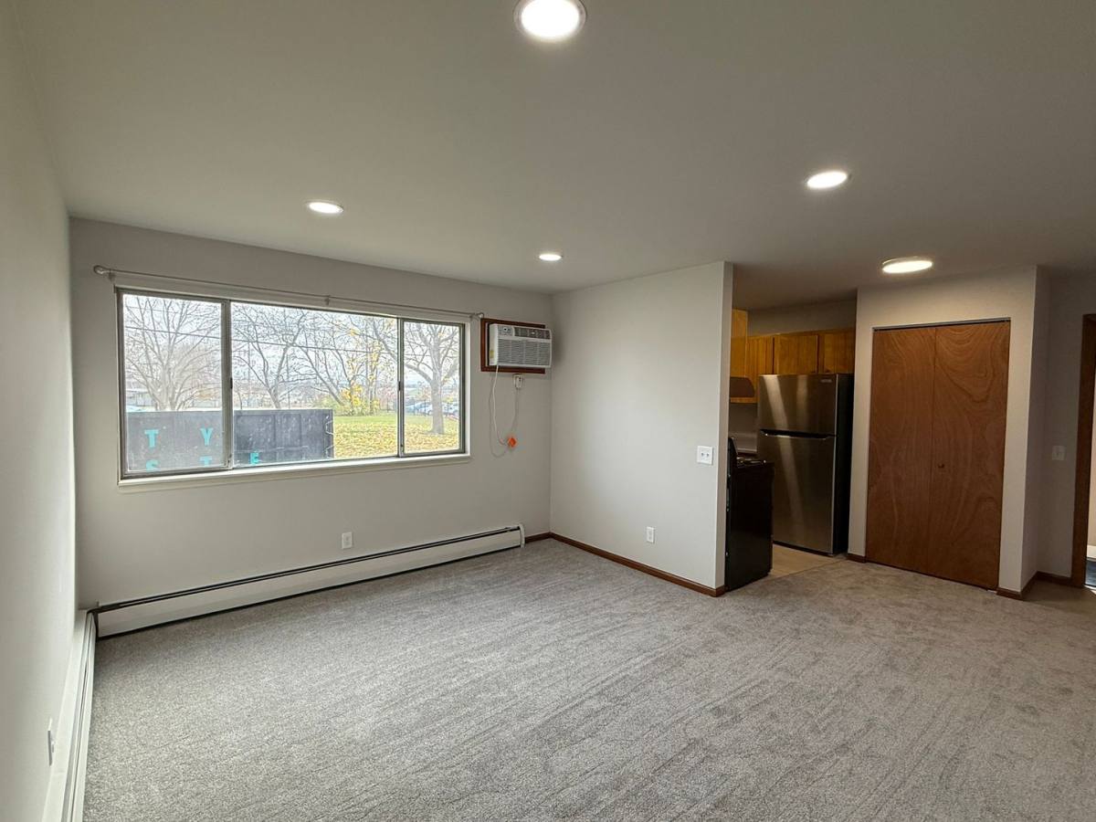 Apartment for rent at 3401-3405 Kipling Dr, Madison, WI 53704