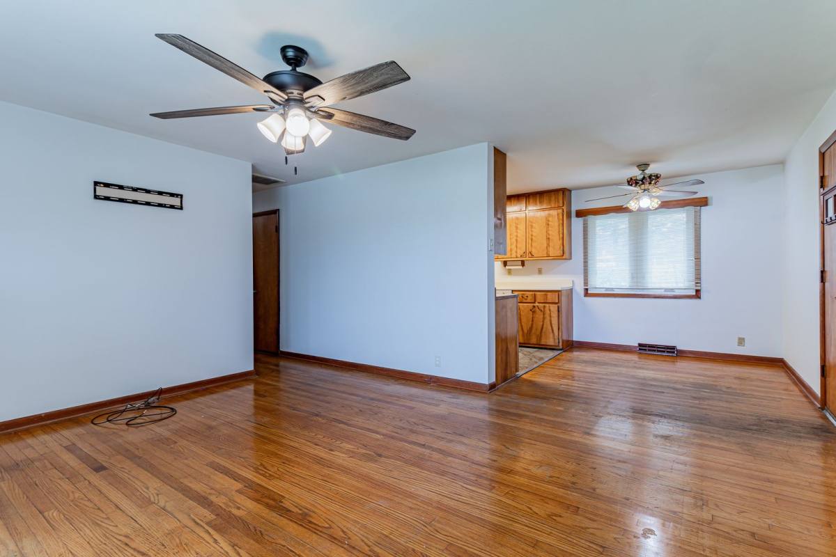House for rent at 2106 Campbell Dr, Champaign, IL 61821
