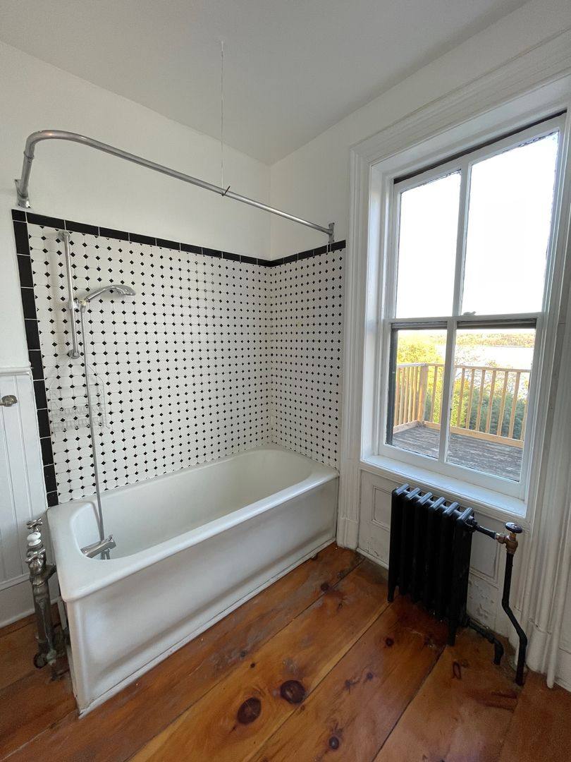 House for rent at 166 Montgomery St, Newburgh, NY 12550