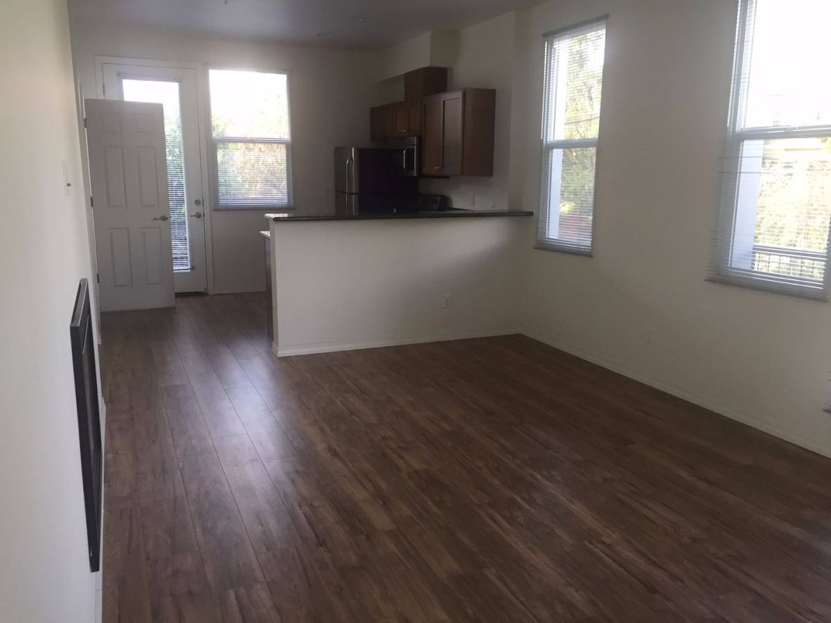 Apartment for rent at 312 NE Monroe St, Portland, OR 97212