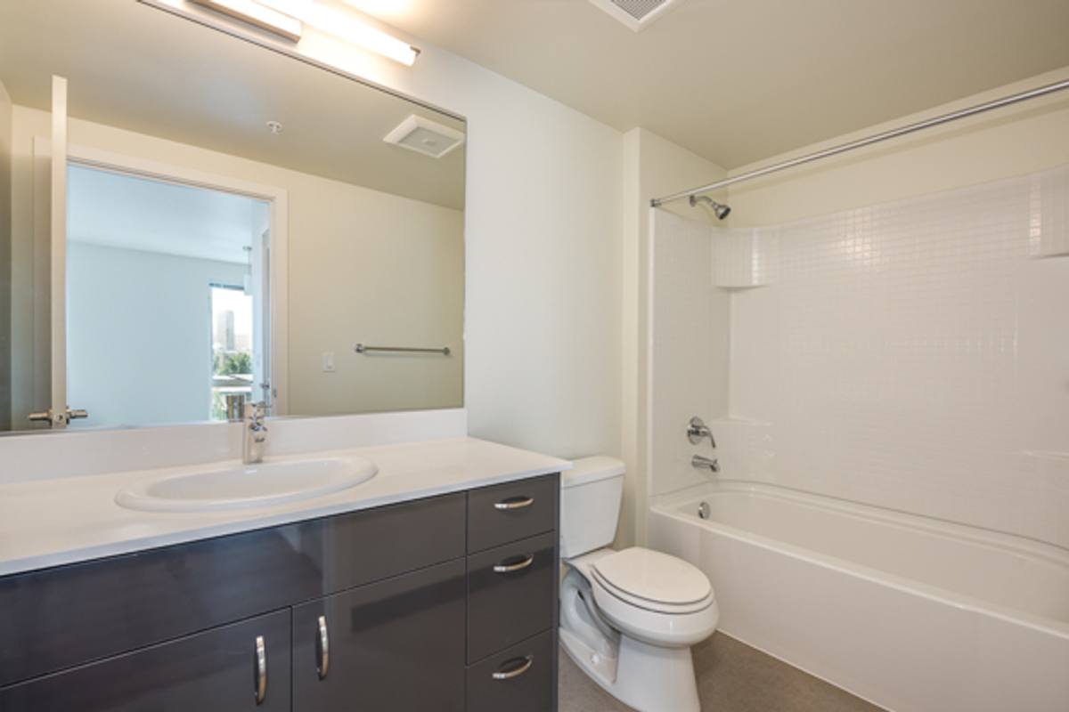 Apartment for rent at 403 Belmont Ave E #702, Seattle, WA 98102
