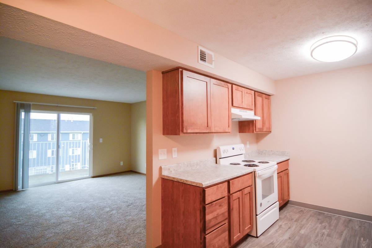 Apartment for rent at 1106 Grenoble Dr, Bellevue, NE 68123