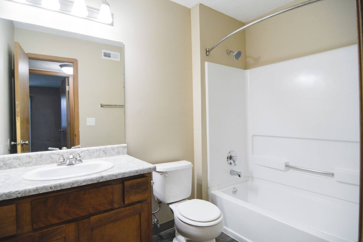 Apartment for rent at 1106 Grenoble Dr, Bellevue, NE 68123