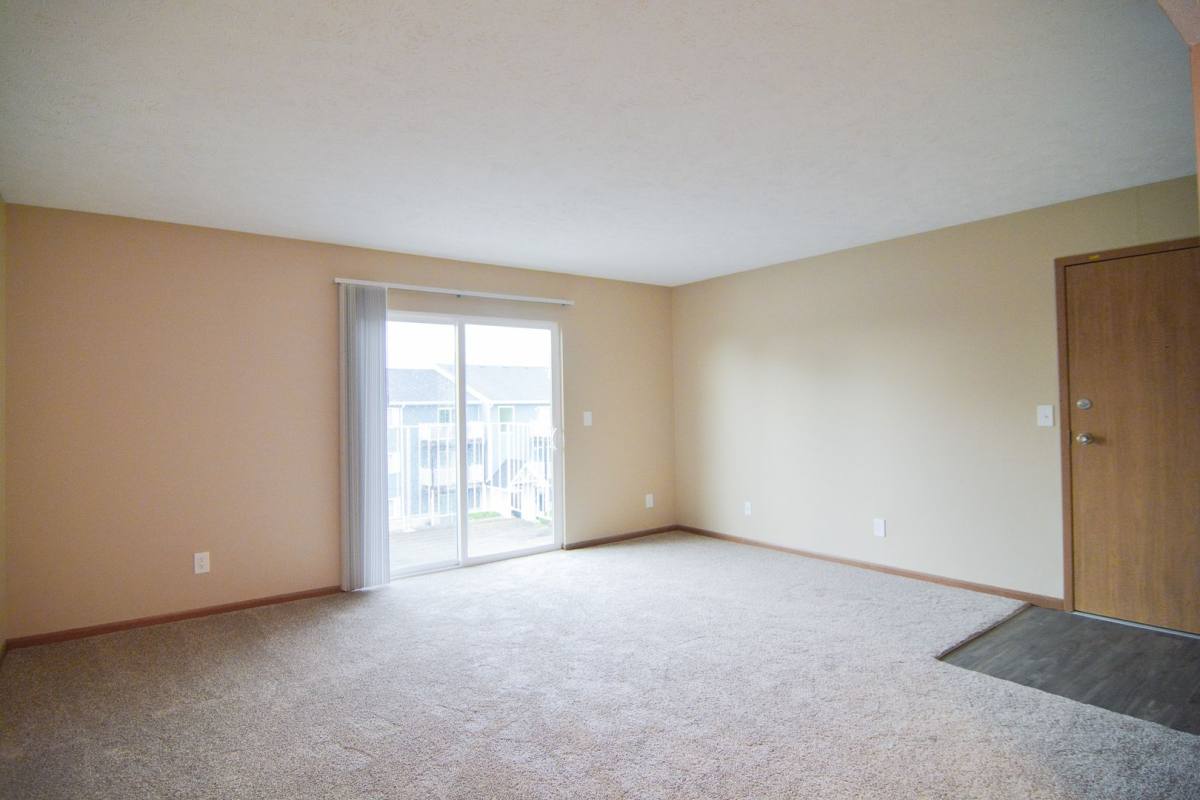 Apartment for rent at 1106 Grenoble Dr, Bellevue, NE 68123