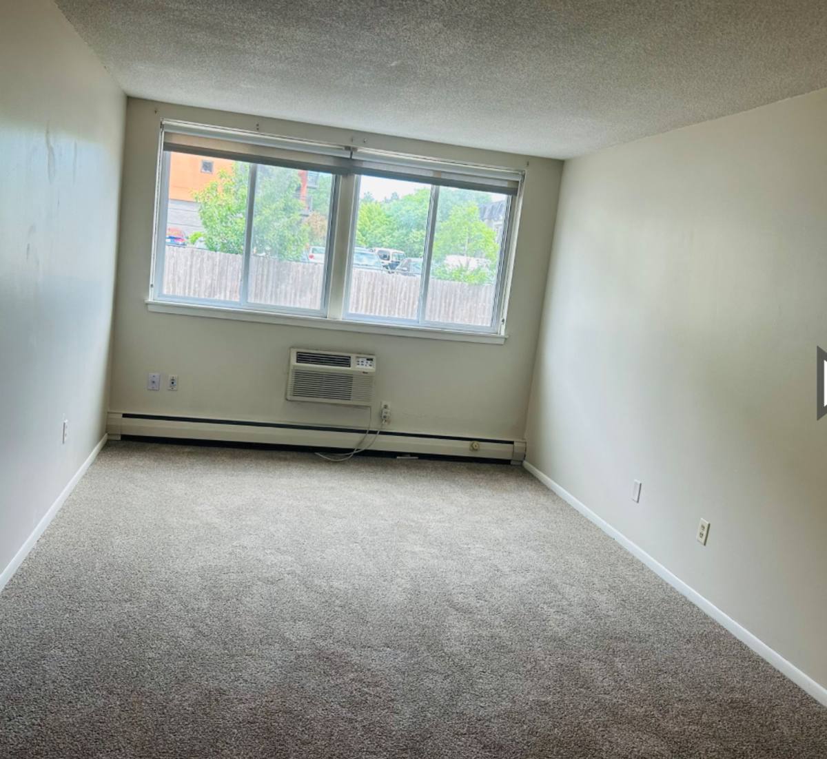 Apartment for rent at 3720 W 32nd St, Minneapolis, MN 55416
