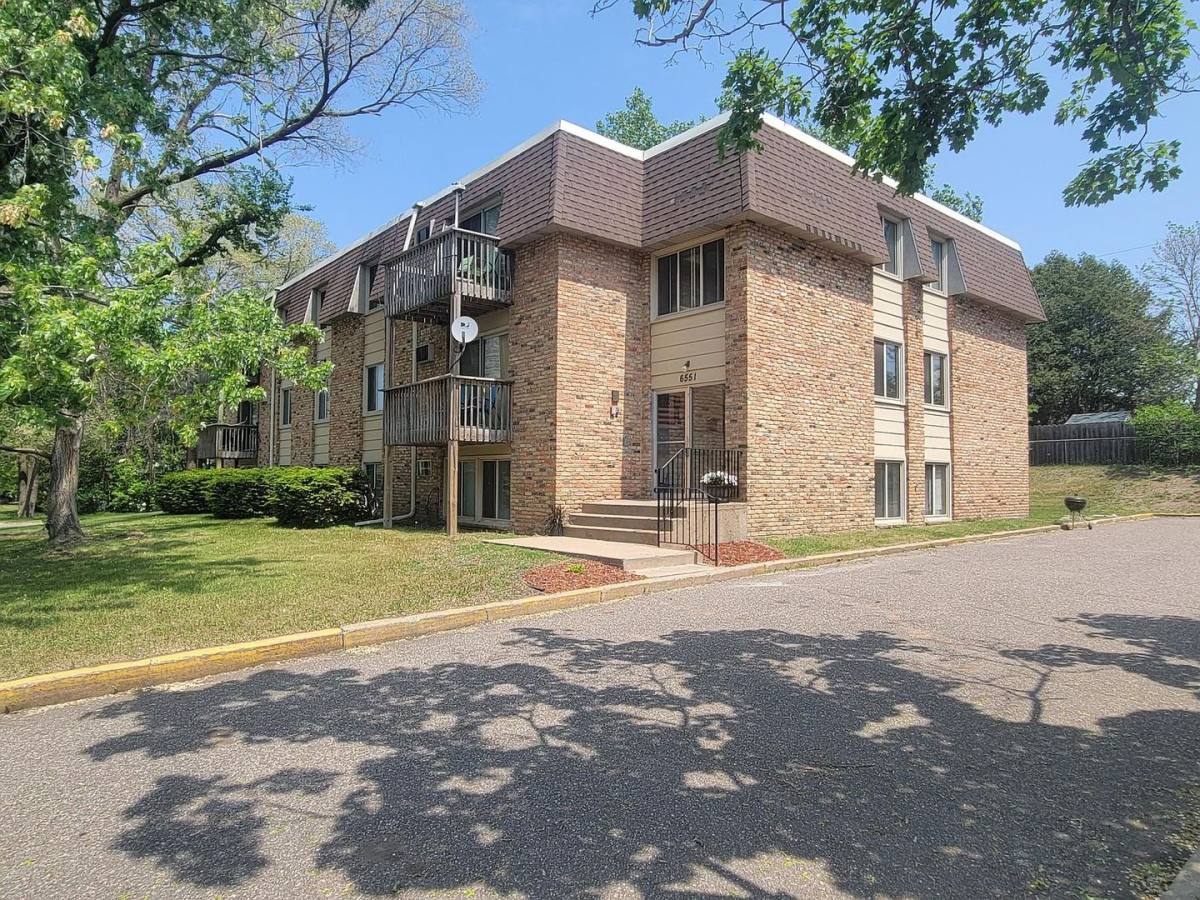 Apartment for rent at 6551 E River Rd, Minneapolis, MN 55432